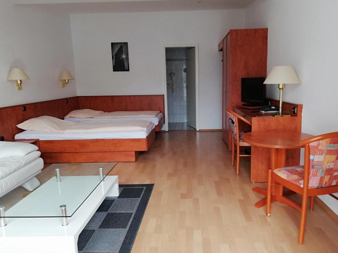 Hotel Dorfschaenke Büdelsdorf Buitenkant foto