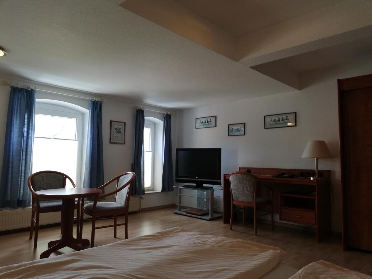 Hotel Dorfschaenke Büdelsdorf Buitenkant foto